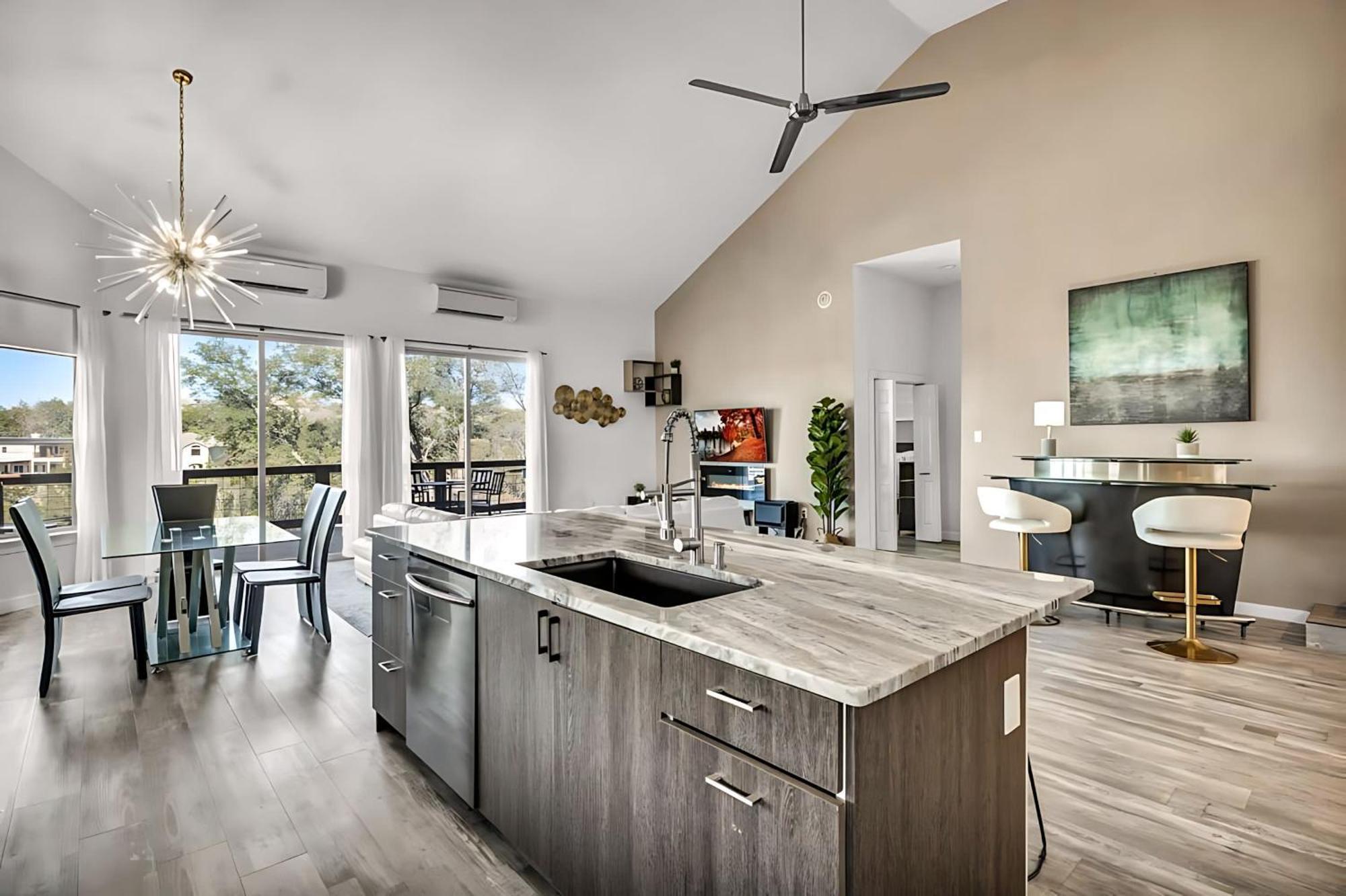 Upstay - Austin Getaway - Pool & Hot Tub & Games Eksteriør bilde